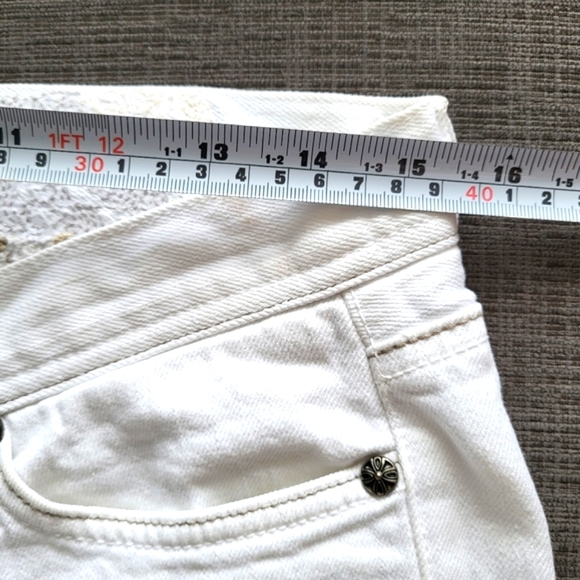 Habitual Straight Leg White Jeans Size 28 - Picture 11 of 16